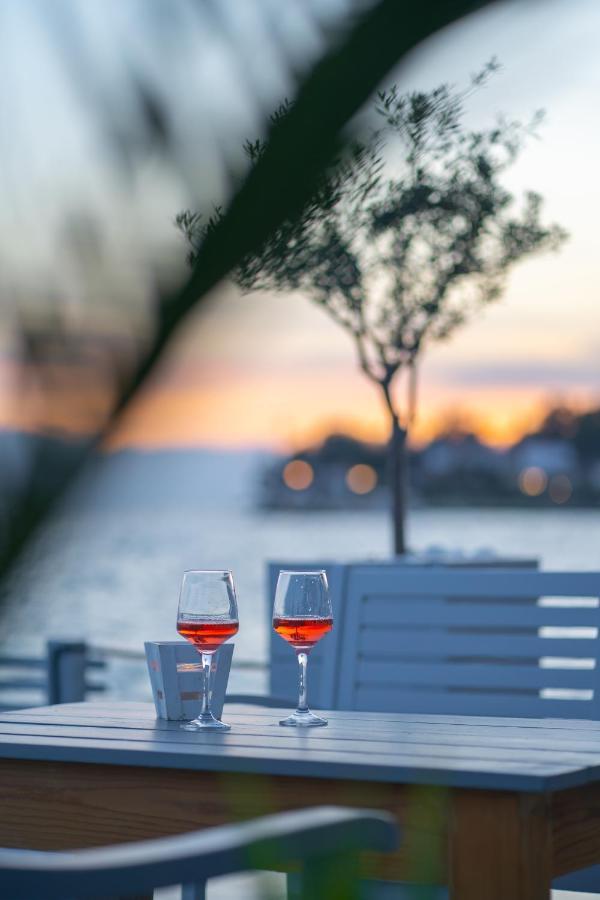 Holiday home Seafront Karma Luxury - An Escape From Reality *