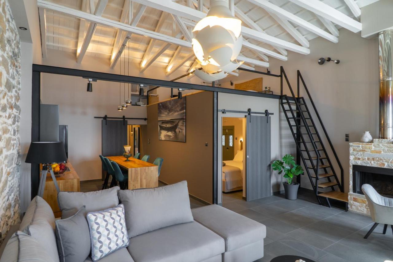 Seafront Karma Luxury - An Escape From Reality Holiday home