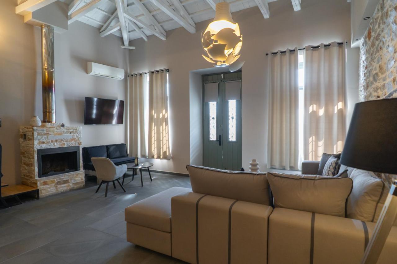 Seafront Karma Luxury - An Escape From Reality Holiday home Kato Gatzea